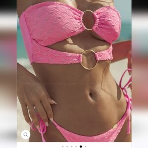 Luli Fama Double Loop Bandeau Crop-Strappy Loop Scrunch Bikini Top M/Bot…